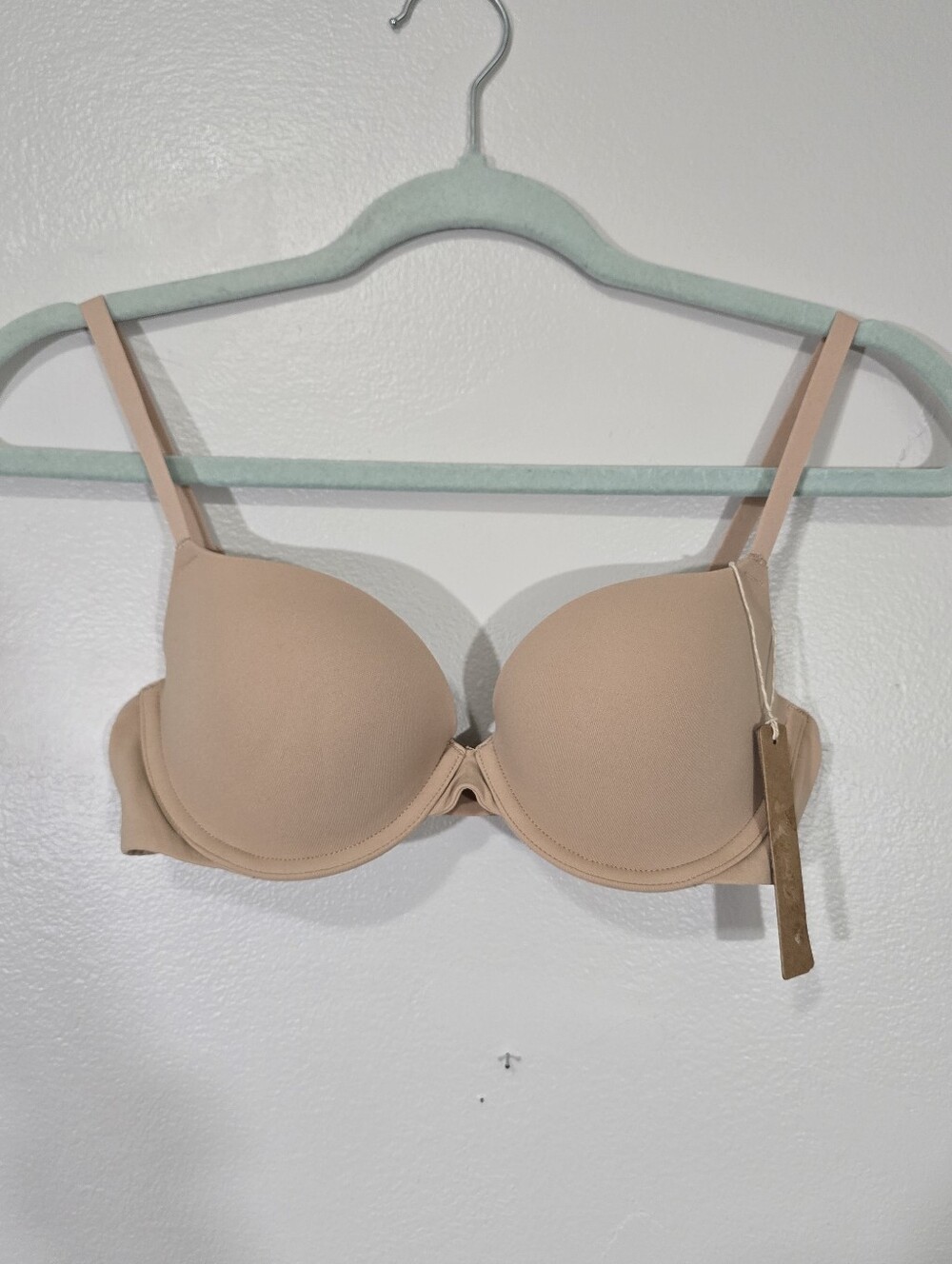 SKIMS NWT 32C Fits Everybody Tshirt Demi Bra - Picture 1 of 7
